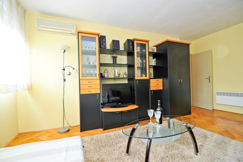 Great View Apartment زادار الغرفة الصورة